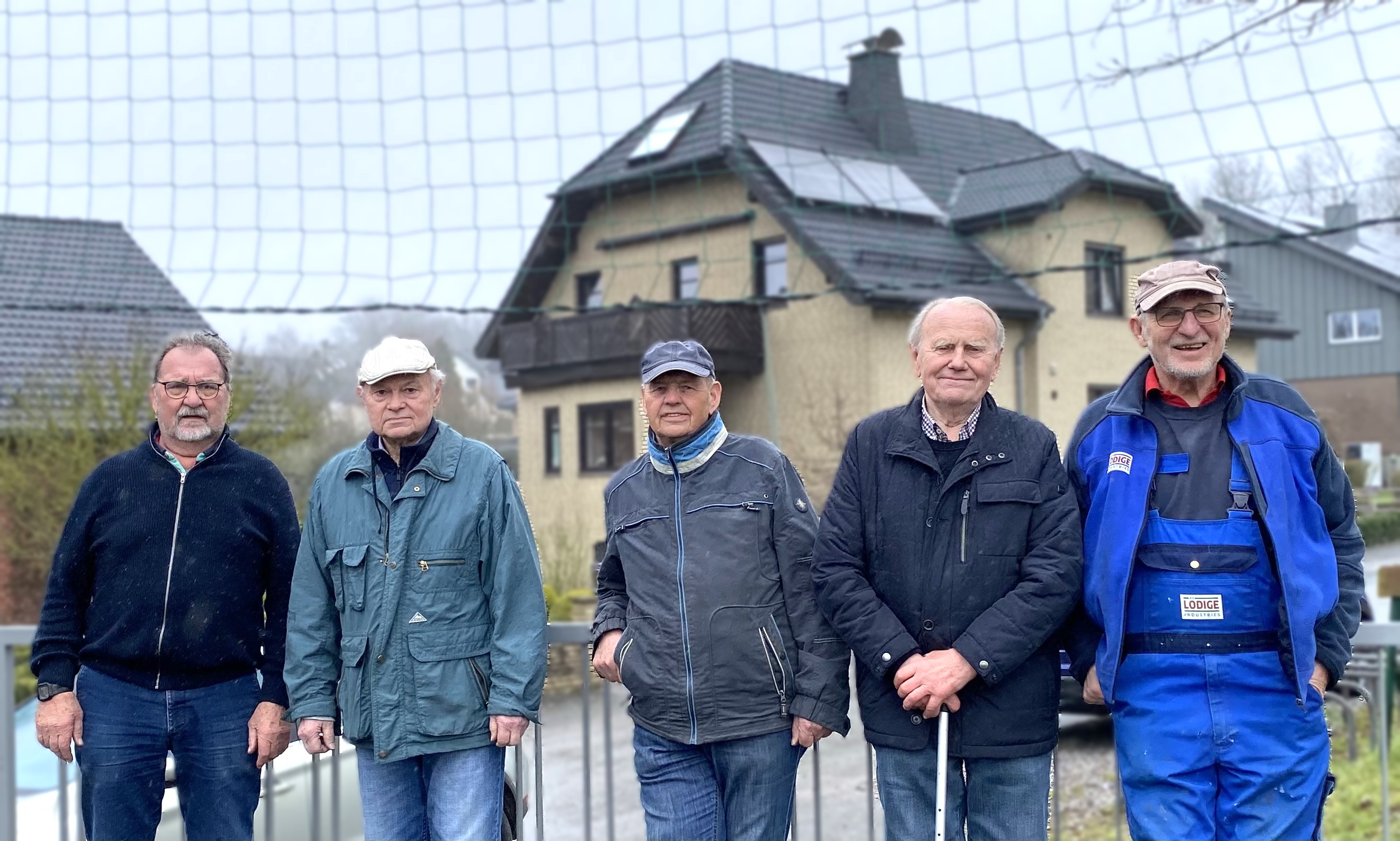 Neuer Ballfangzaun